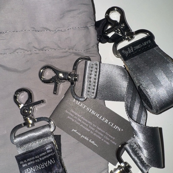 Petunia Pickle Bottom Touring Tote - Earl Grey - Picture 9 of 9